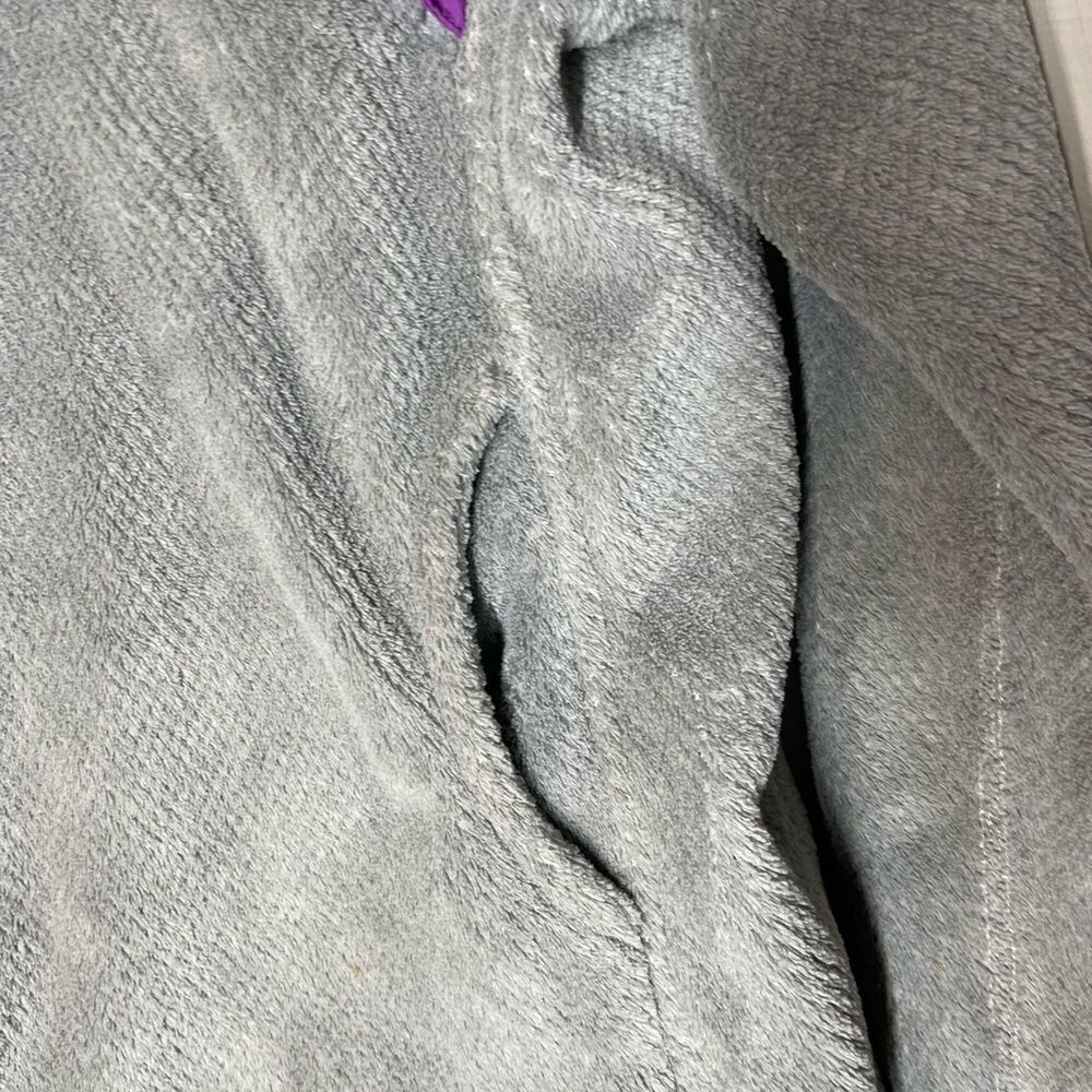 Patagonia gray‎ fleece pullover purple trim, size small - Picture 2 of 11